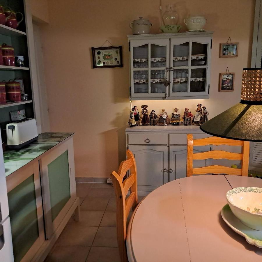 Les Cerises Bed & Breakfast Saint-Saturnin-d'Apt Bagian luar foto